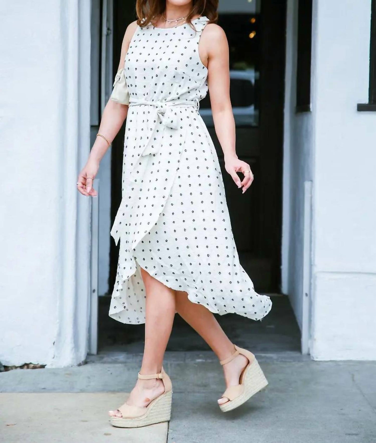 Sleeveless Crew Neck Clip Dot Tulip Hem Midi Dress