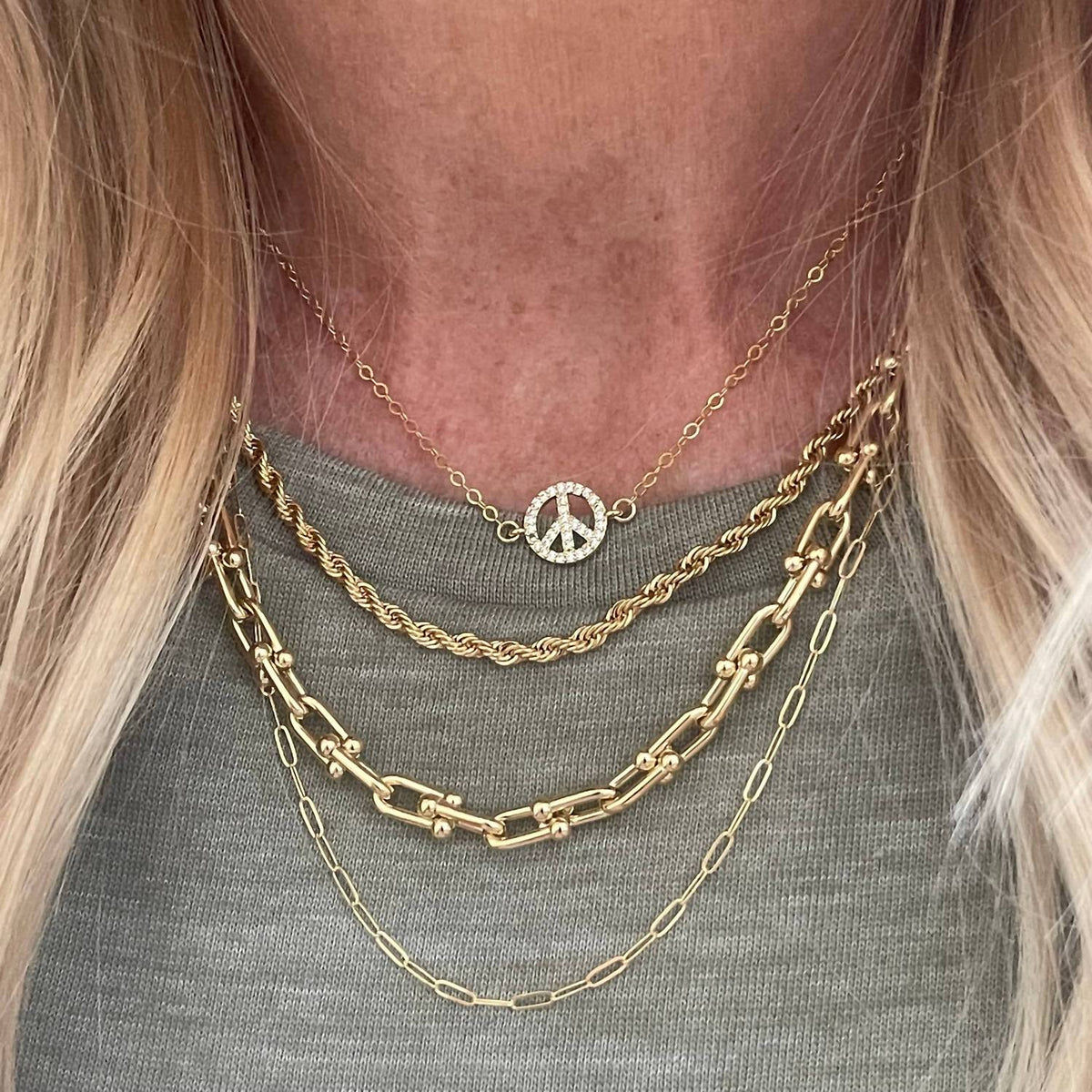 Women's Valeria Necklace