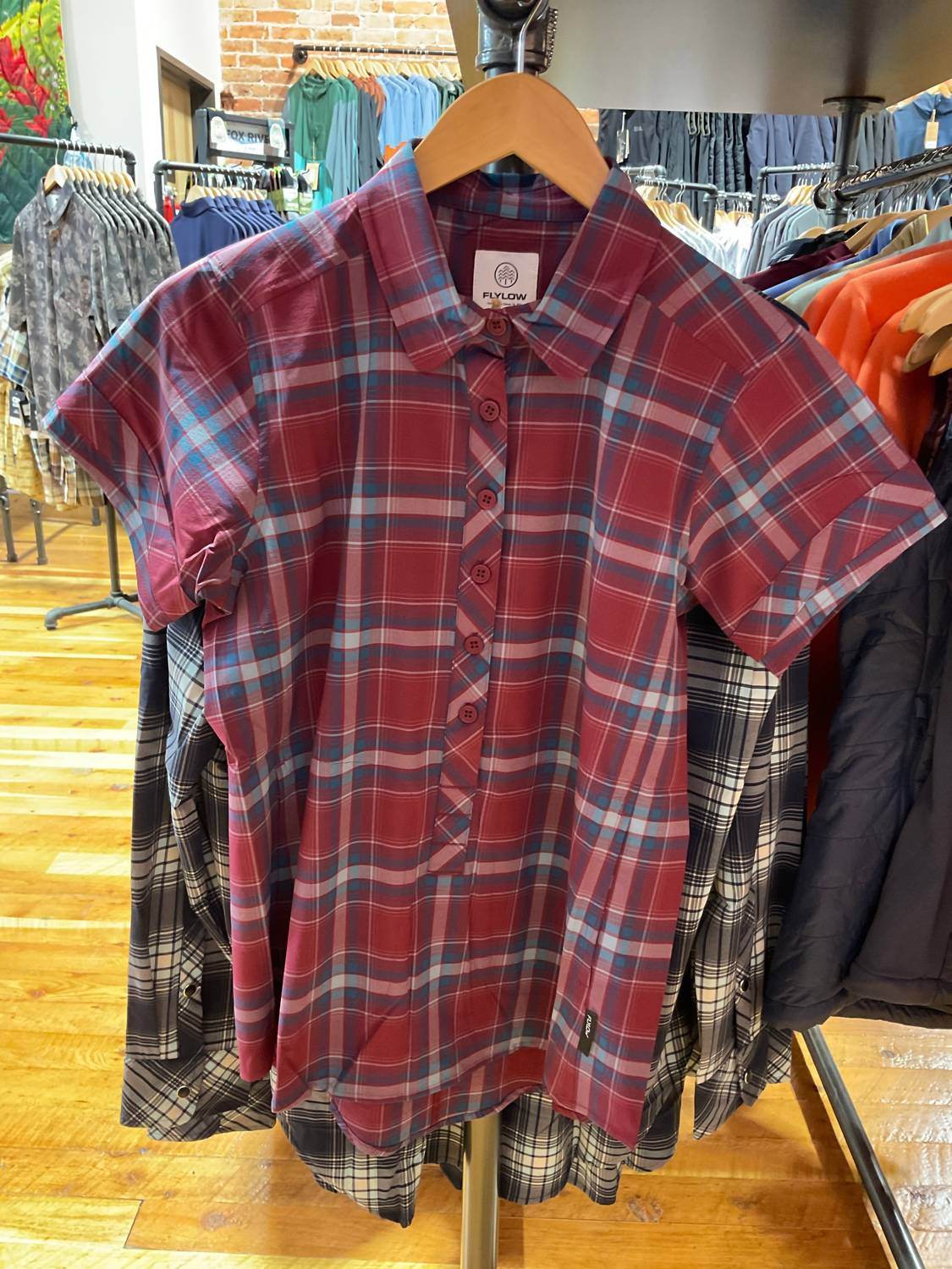 Flylow Gear - Aster Plaid Button-up Shorts Sleeve Shirt - Rack Hunt -