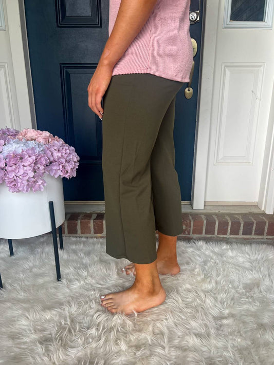 Lucy Wide Leg Stretchy Crop Pants