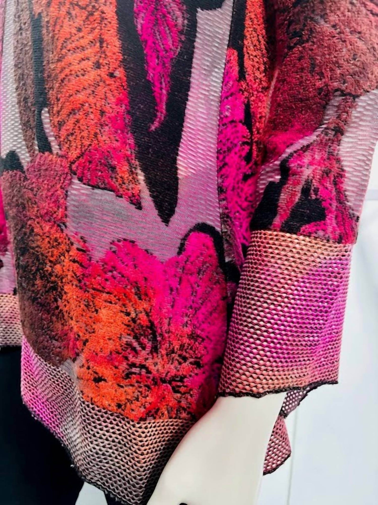 Variations - Women'ssunset Floral Burnout Top - Rack Hunt -