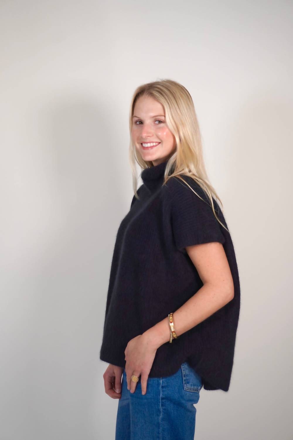 Short Sleeve Turtleneck Sweater Top