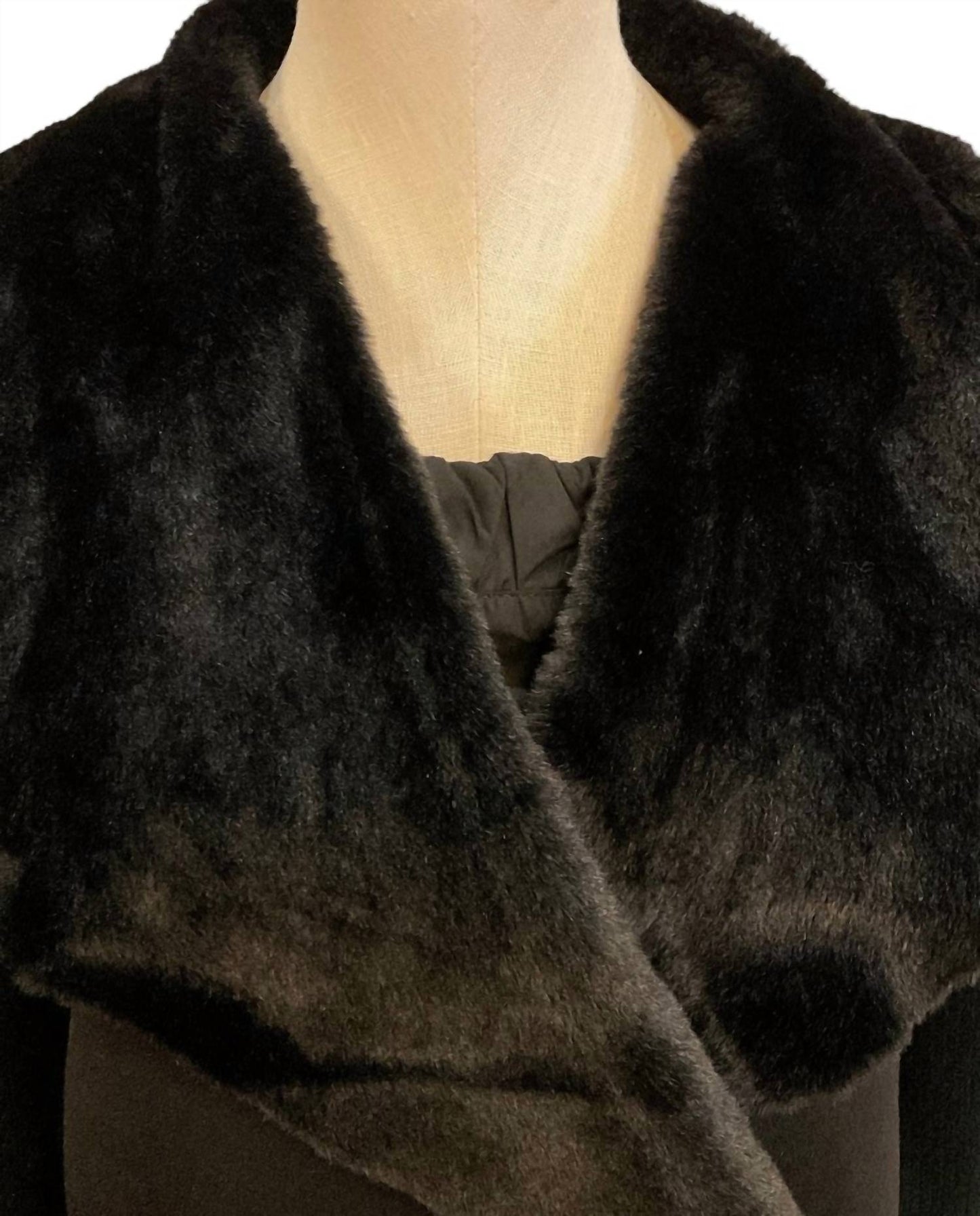 Women's Crochet Cardigan With Fur Neckline