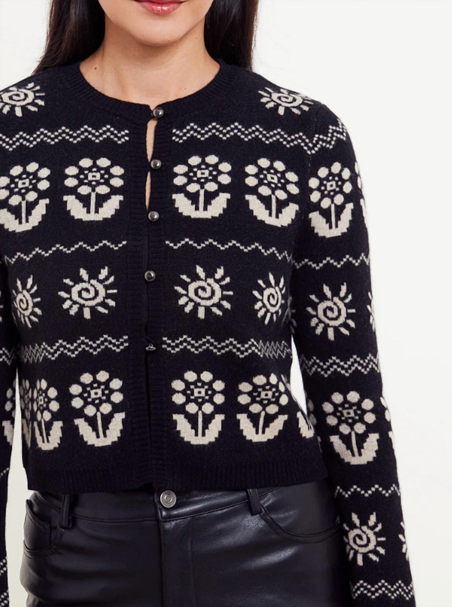 Evelyn Floral Motif Cardi Top