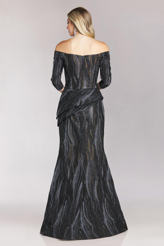 Off-shoulder Quarter Trumpet Dress