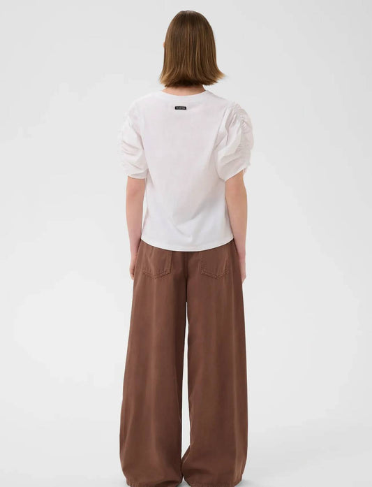 Gudruniw V-neck Tshirt