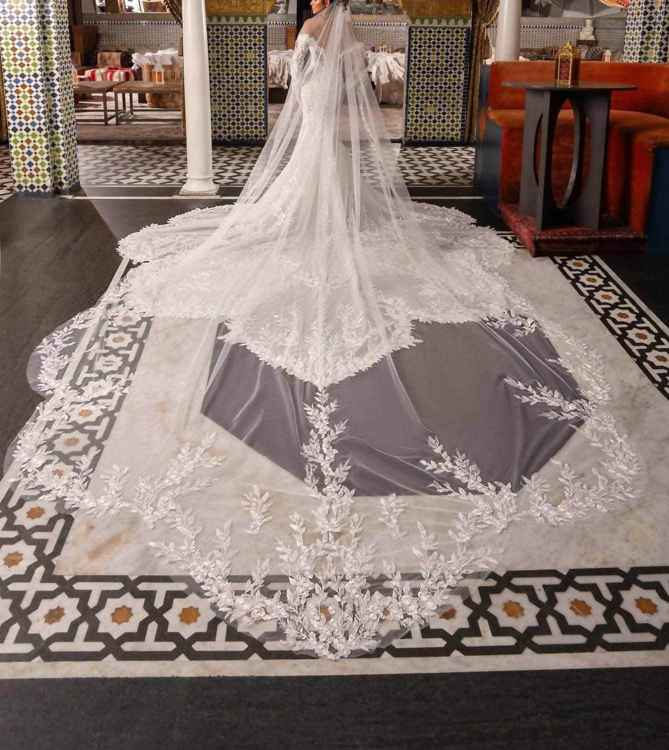 Kitty Chen Couture - Ada Train Wedding Dress - Rack Hunt