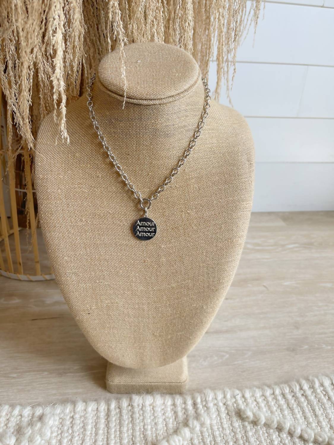 Women's Amour Pendant Necklace