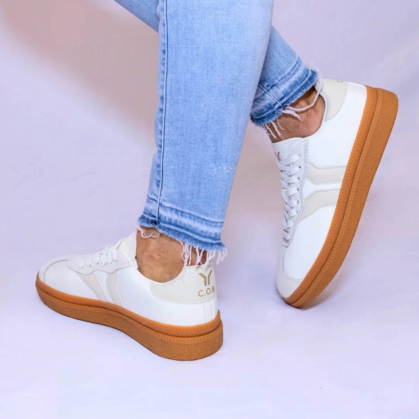 Women's Believe Sneakers