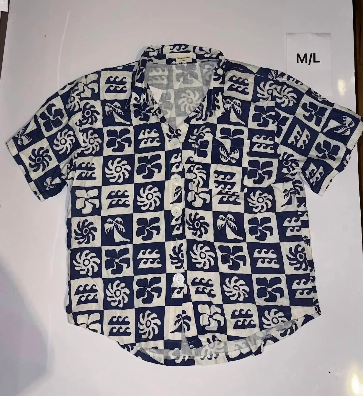 Honest the Label - Women's Print Button Up Shirt - Rack Hunt