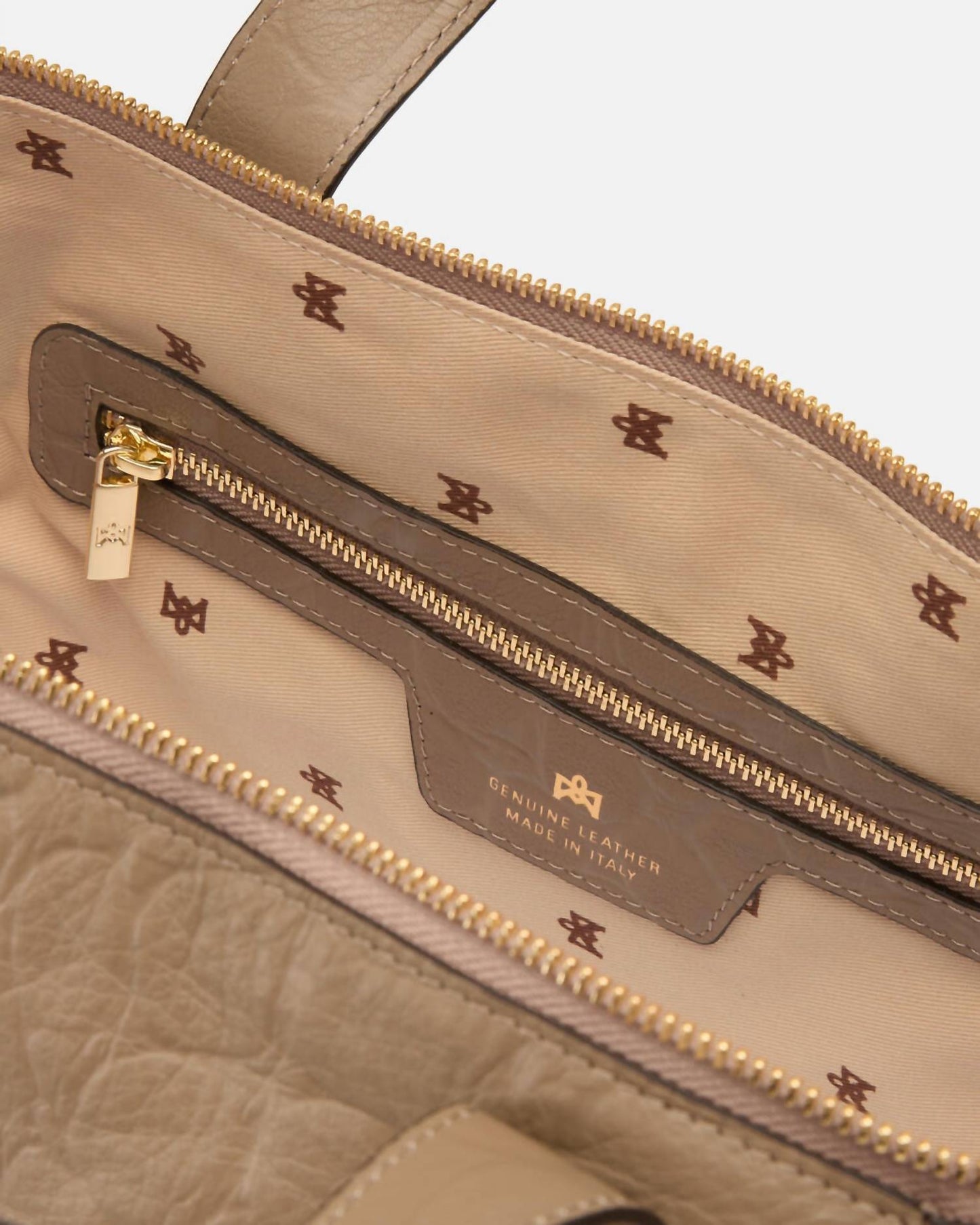 Women's Carol Medium Duffle Bag