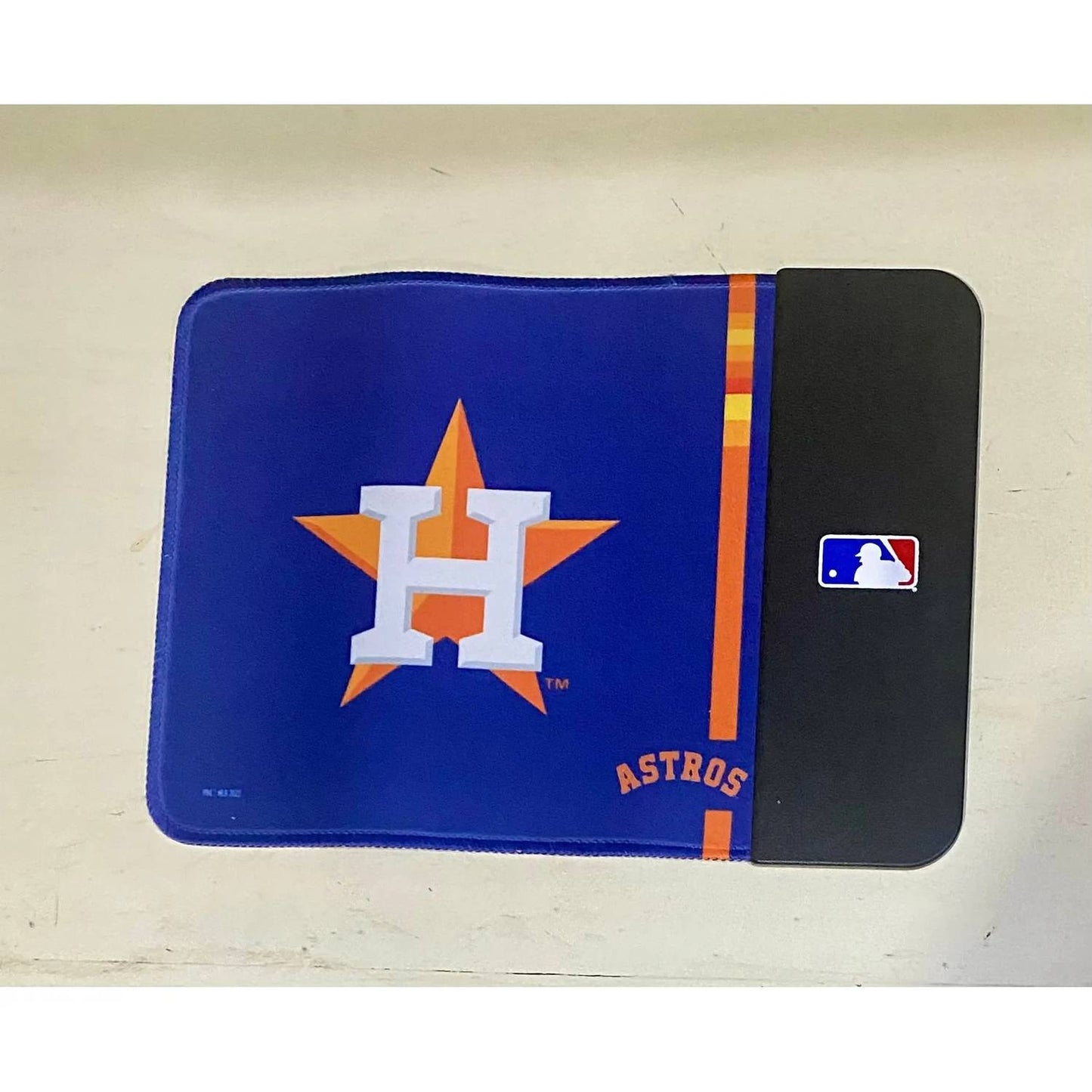 Houston Astros Wireless Charging Mouse Pad
