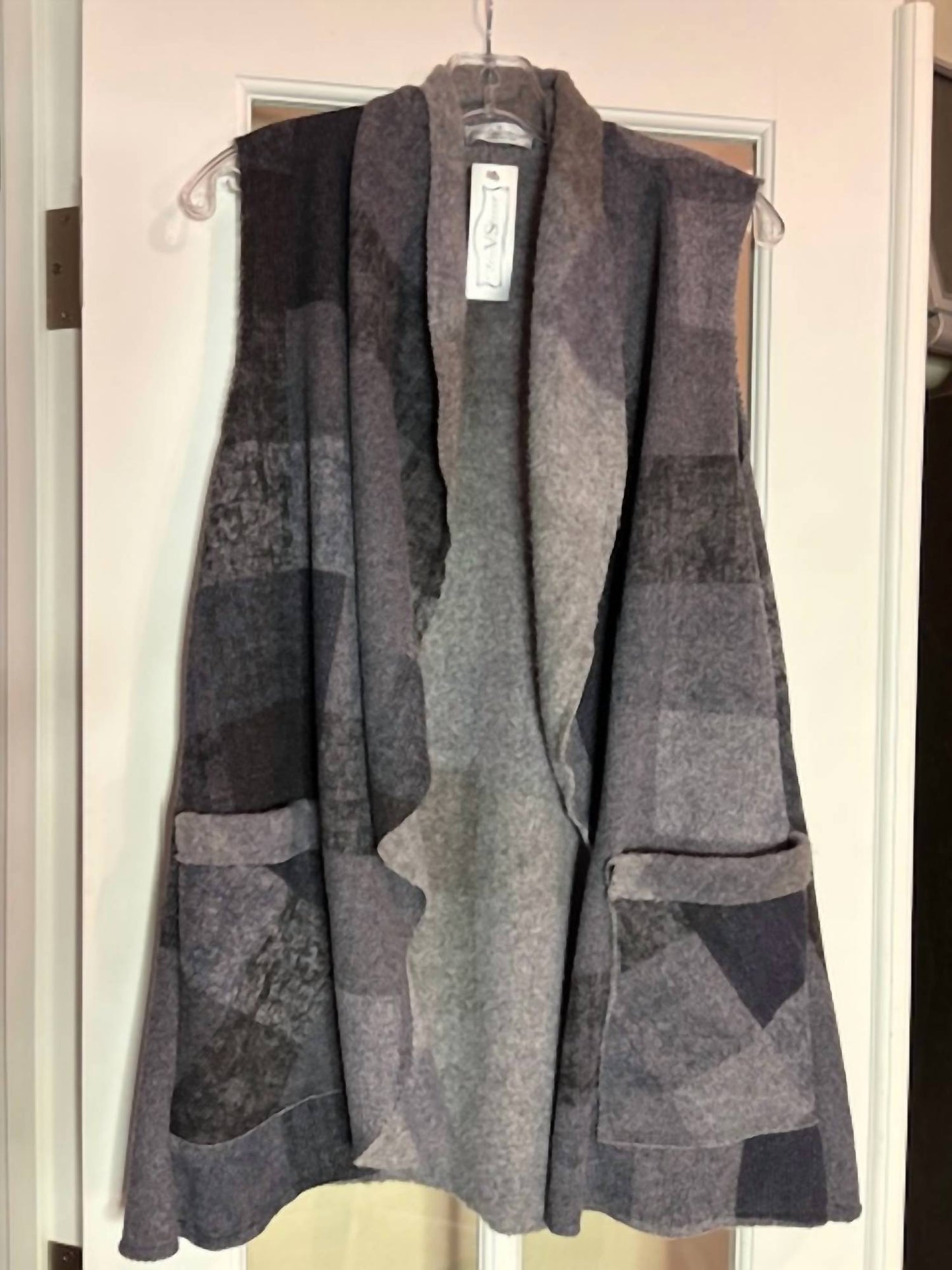 Women's Plaid vest