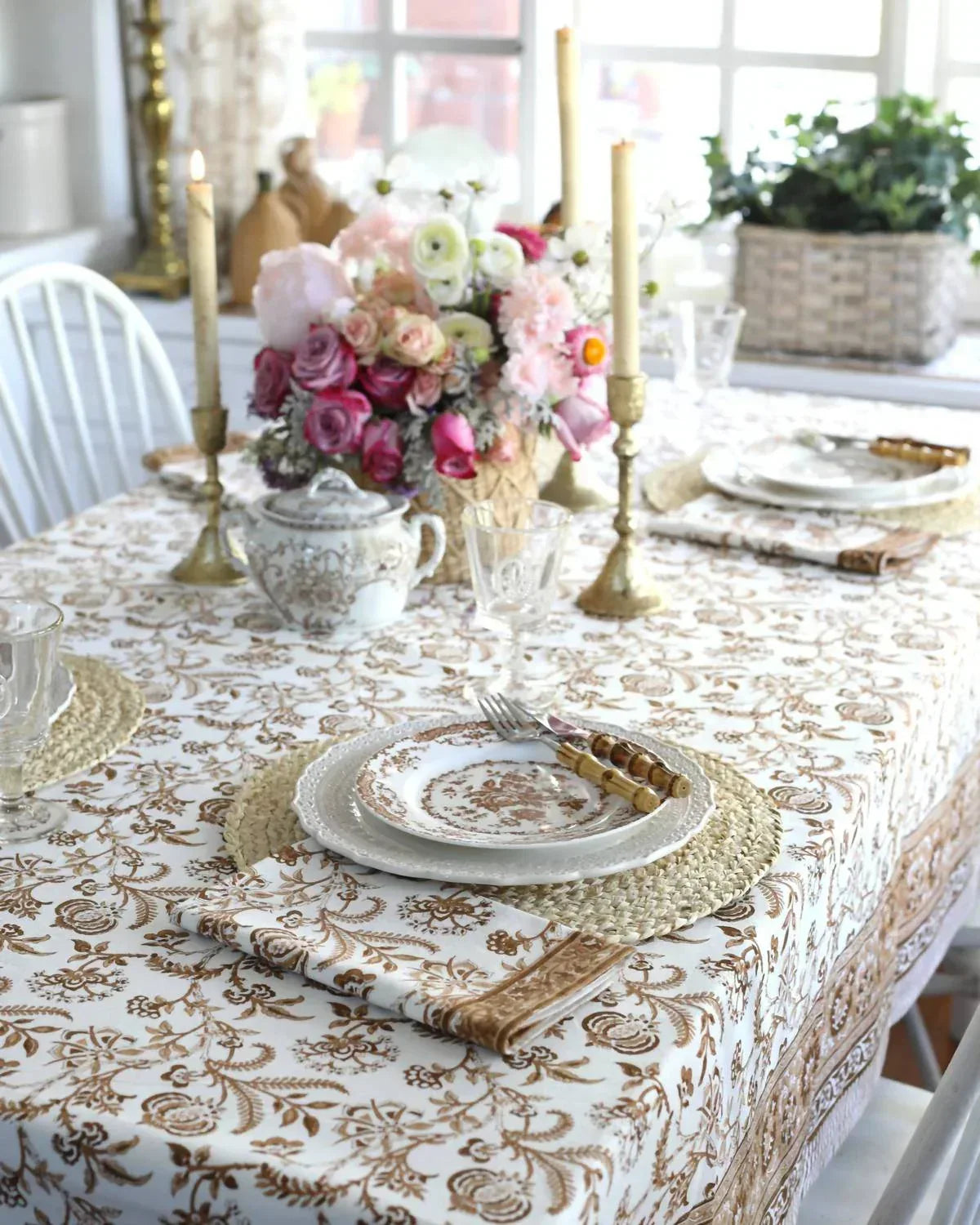 Pacific & Rose Textiles - Lilibet Mocha Dinner Napkins — Set Of Four - Rack Hunt