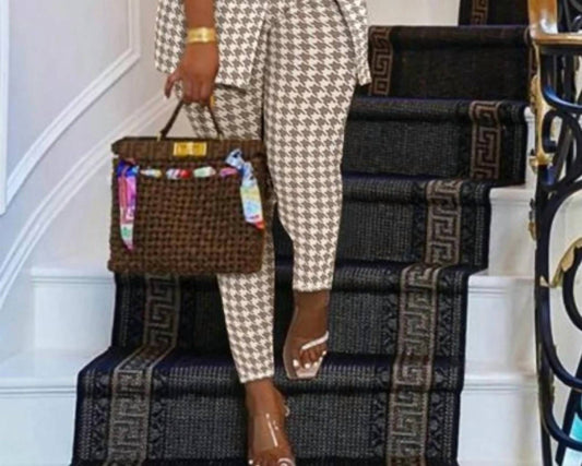Lovely Women's Tootie Two piece pants suit in Grey And Pink - view 2