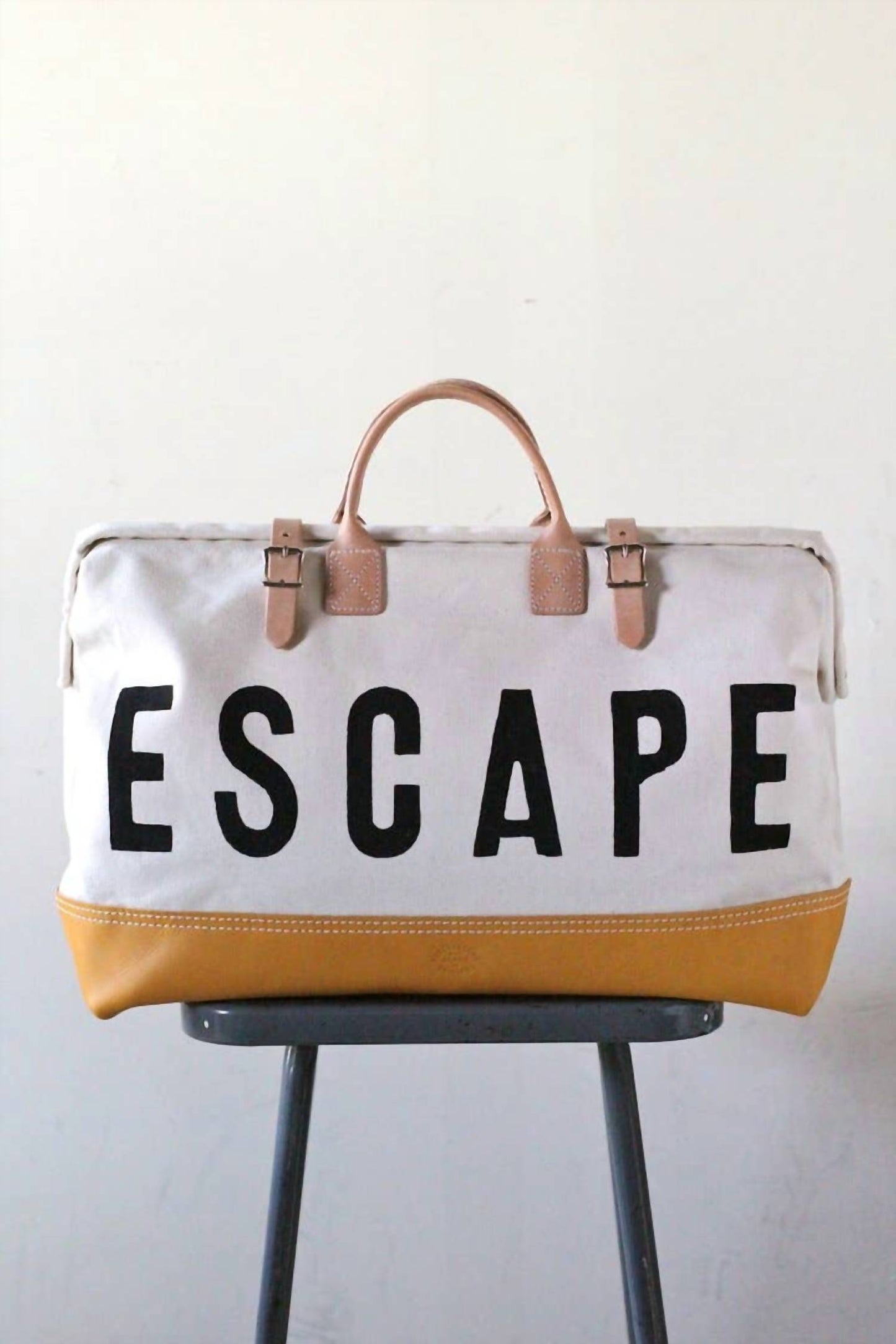 Women's Escape Weekender Bag
