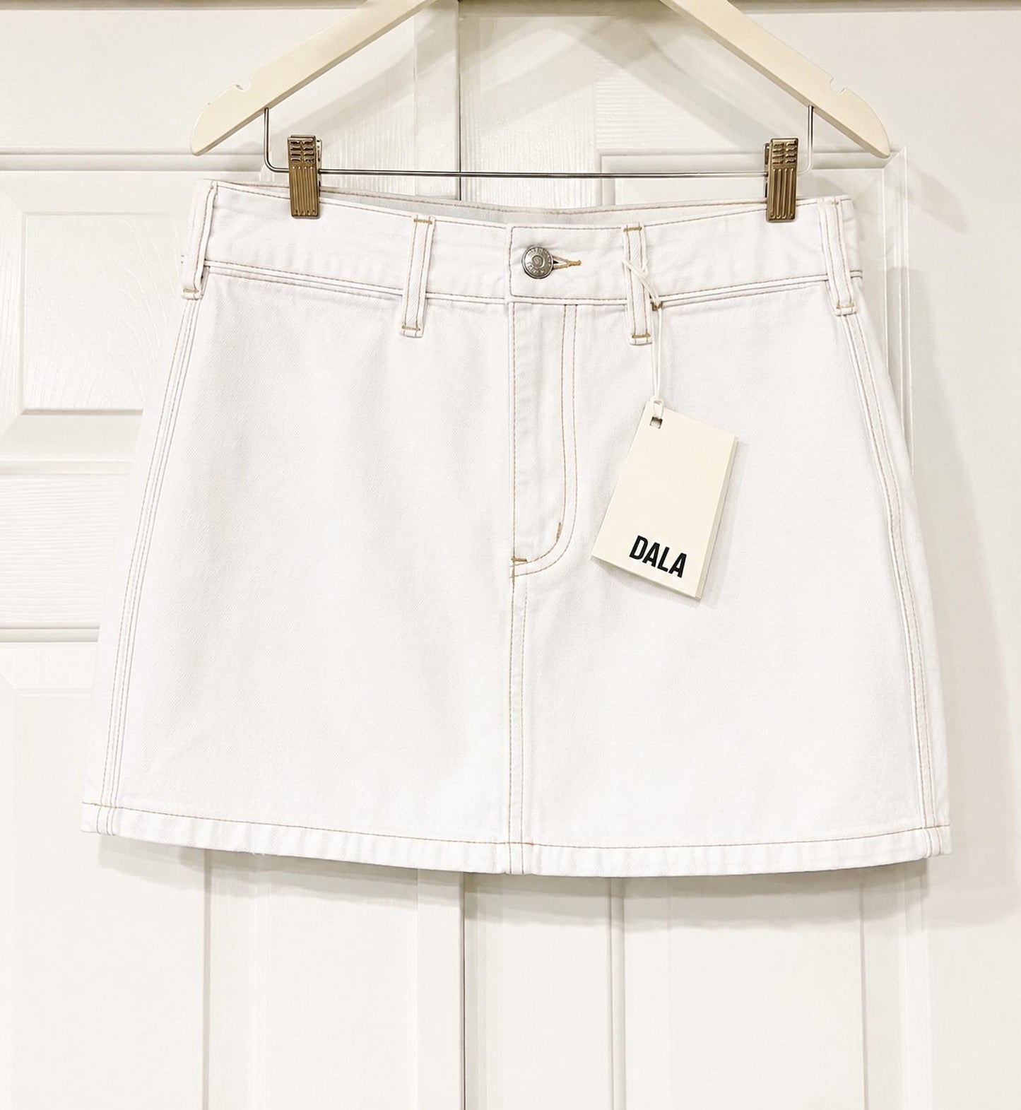 Women's Neat Mini Skirt