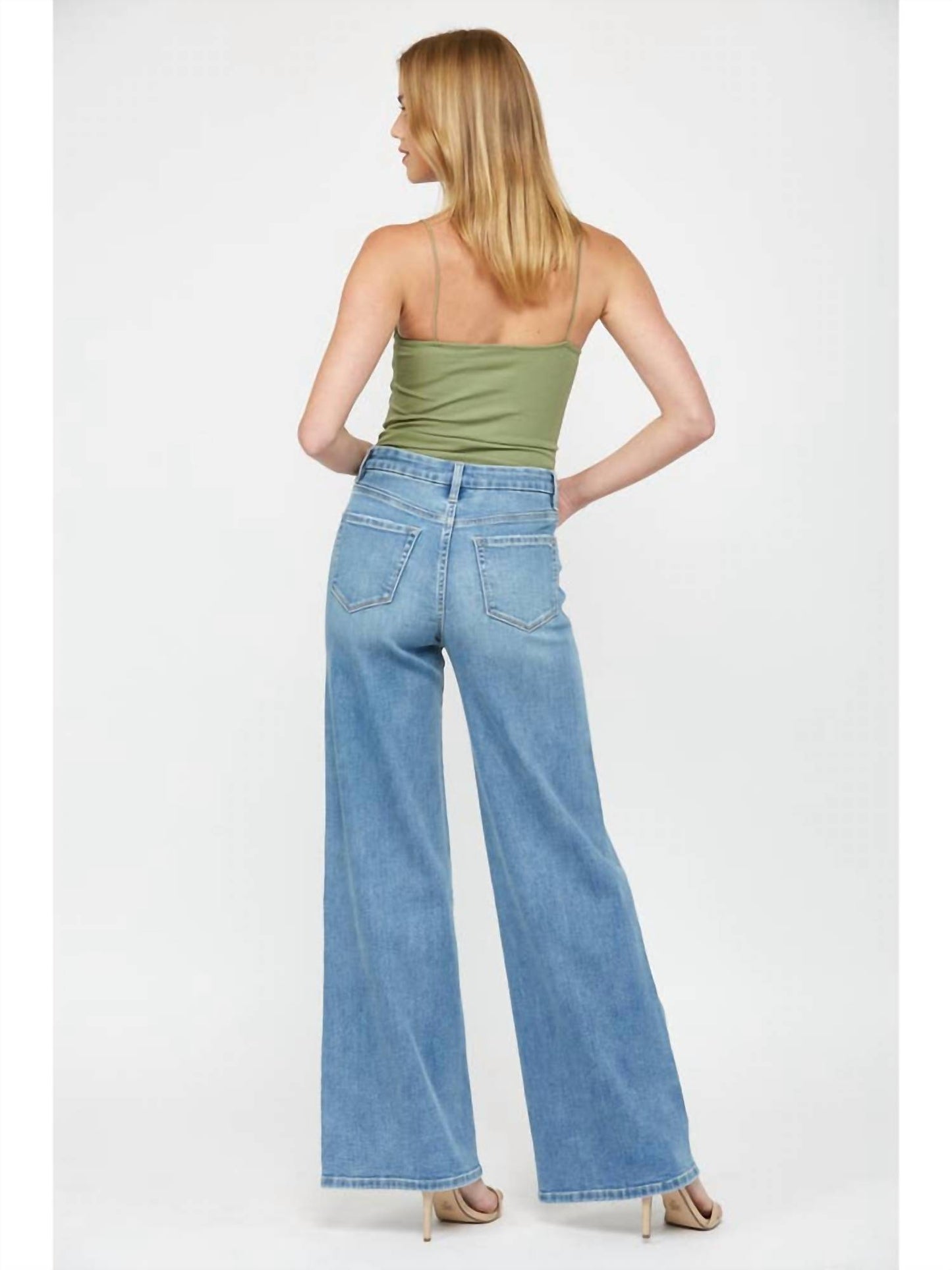 Super High Skater Jean