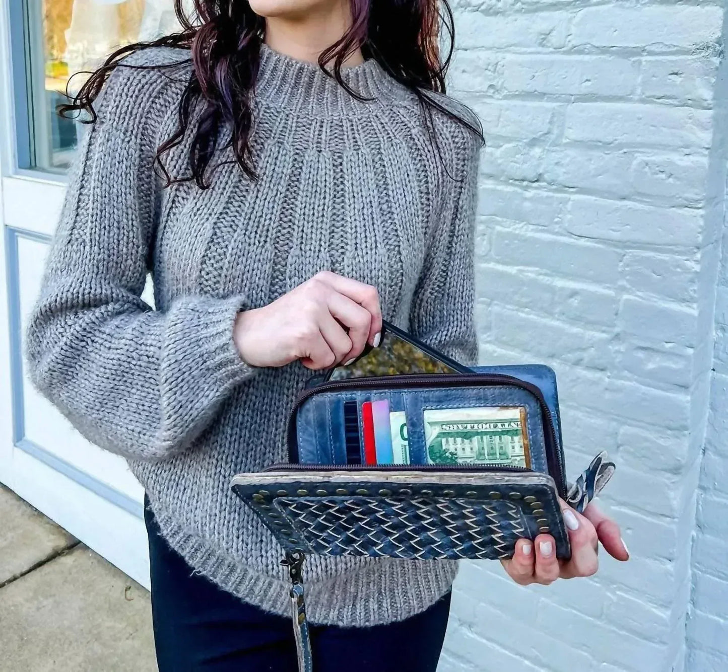 Never Mind - Women's Organzier Crossbody Bag - Rack Hunt