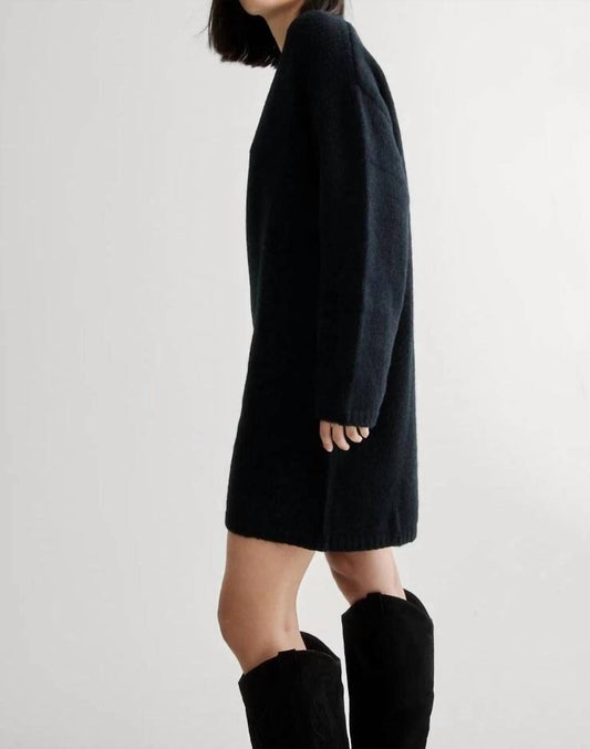 Ribbed Knit Crew Neck Sweater Dress