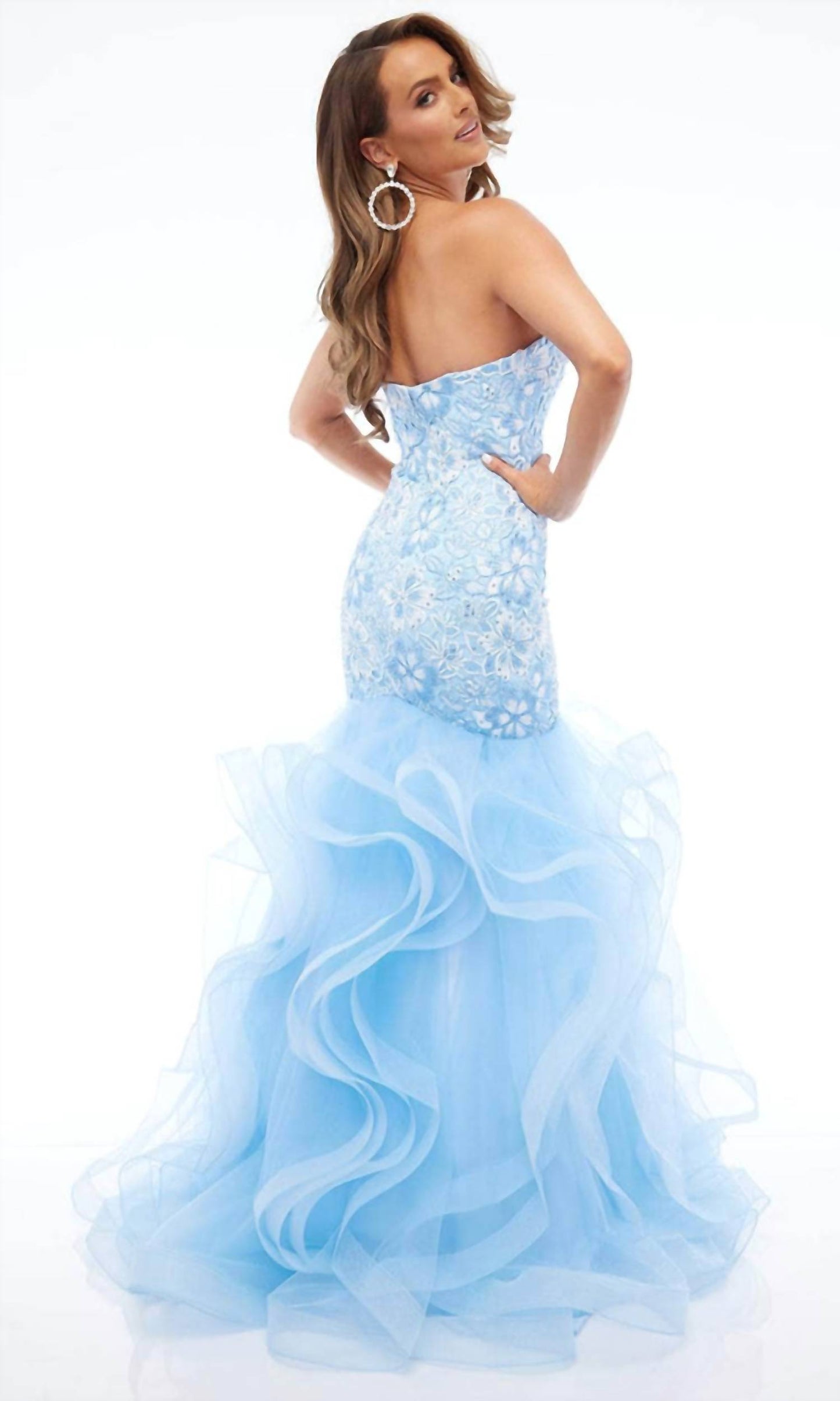 Elegant Mermaid Dress With Lace And Tulle