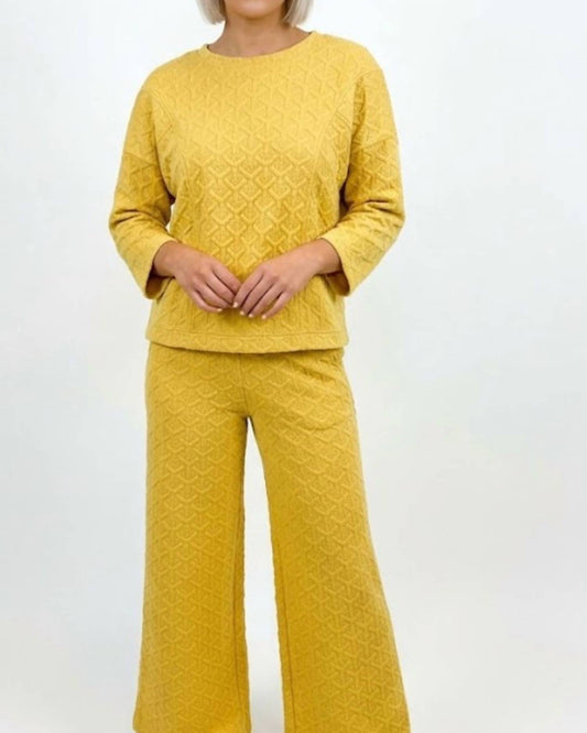 Ivy Jane Quilted Knit Top