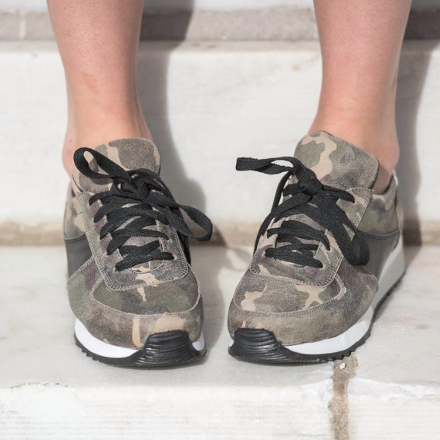 Women's Holly Fashion Sneakers