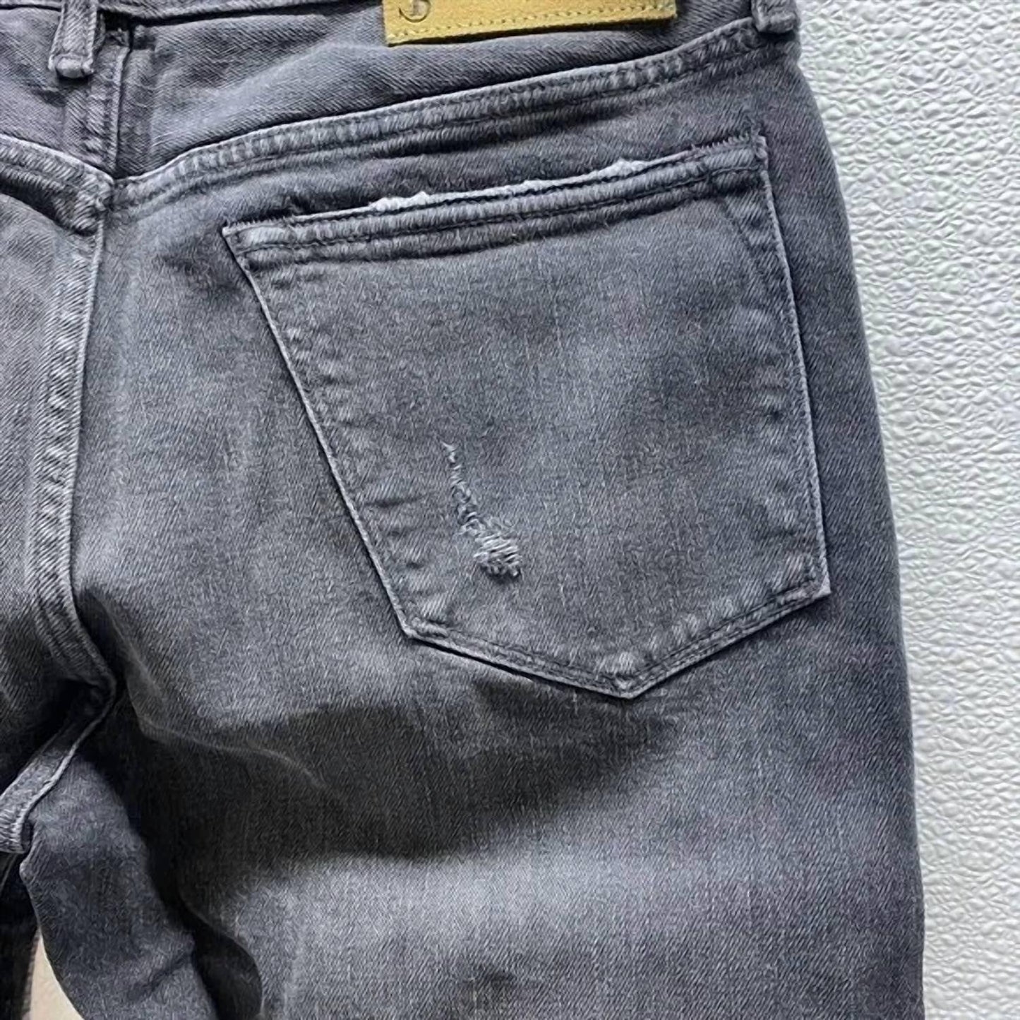 Todd Snyder - Men's Slim Fit Distressed Five-pocket Jeans - Rack Hunt