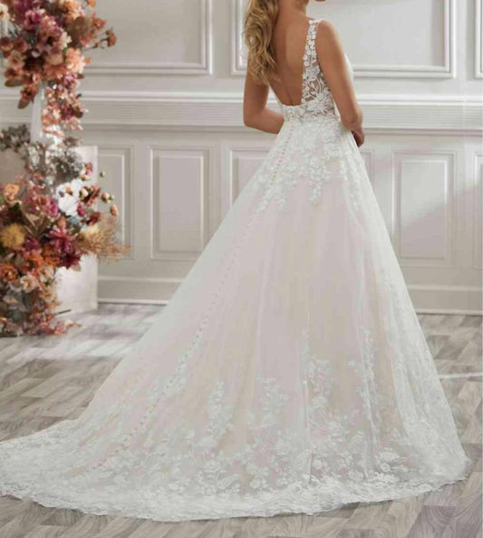 Floral Lace Wedding Dress