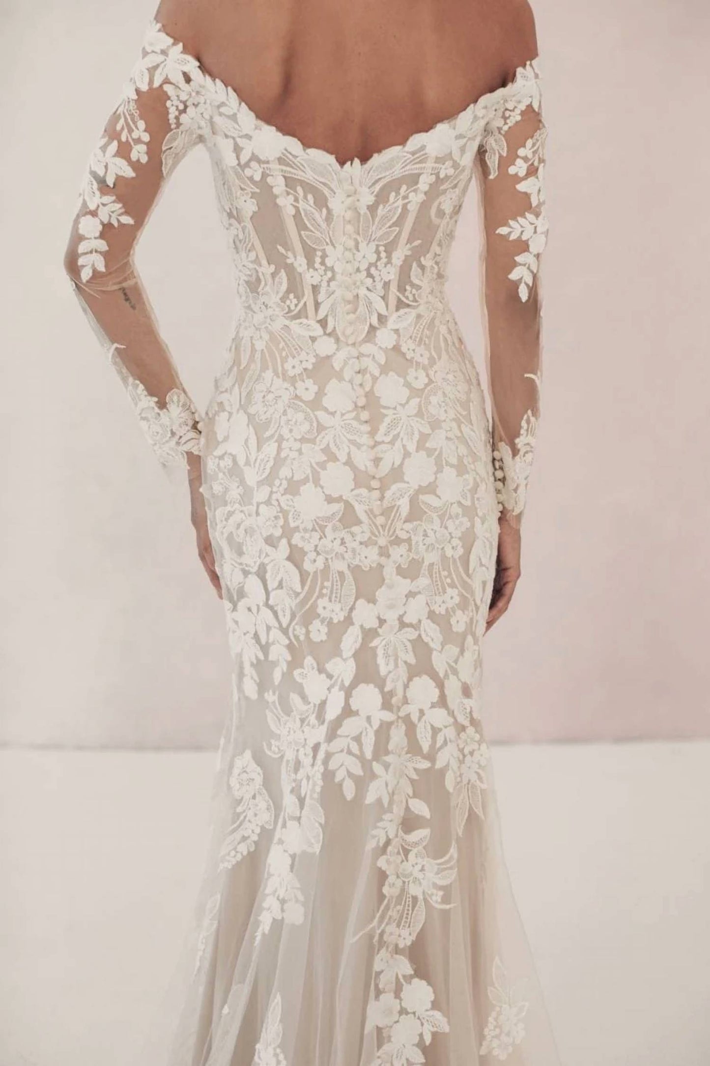 Floral Lace Appliques Romantic Bridal Dress