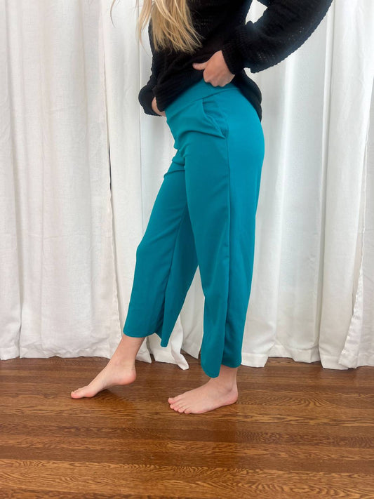 Lucy Wide Leg Stretchy Crop Pants