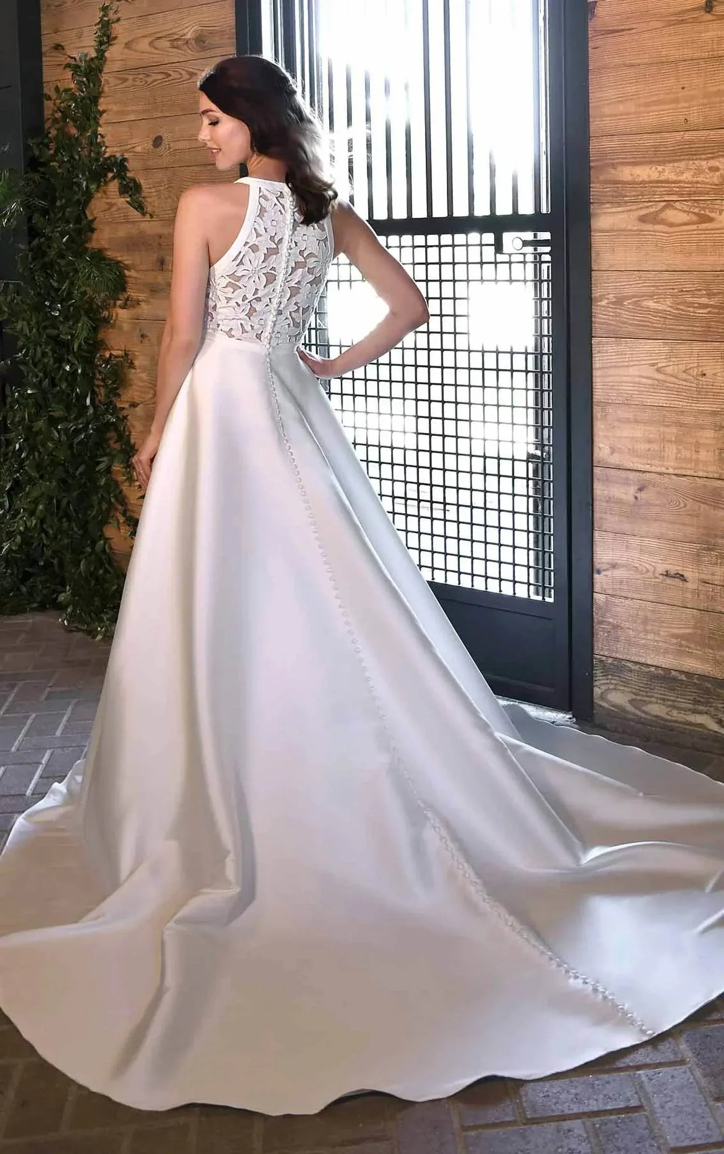 Essence of Australia - Classic V-neckline Ballgown Wedding Dress - Rack Hunt