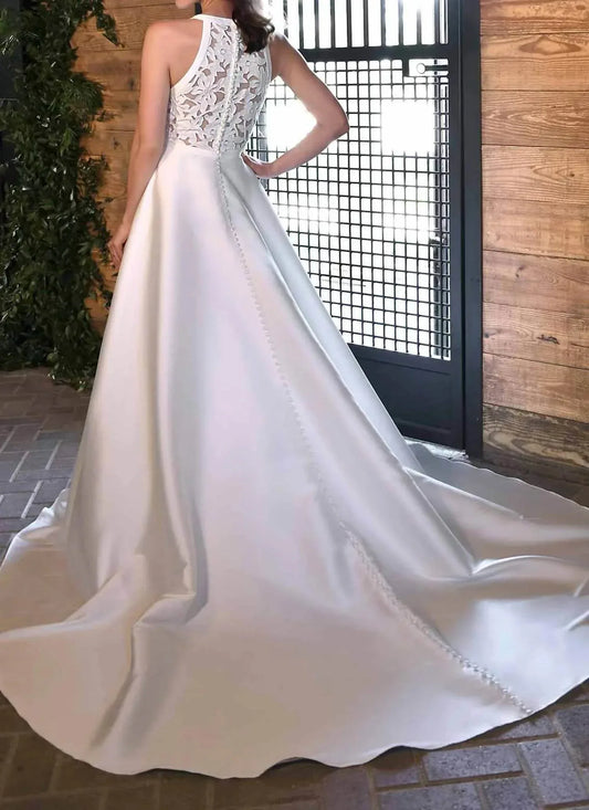 Essence of Australia - Classic V-neckline Ballgown Wedding Dress - Rack Hunt