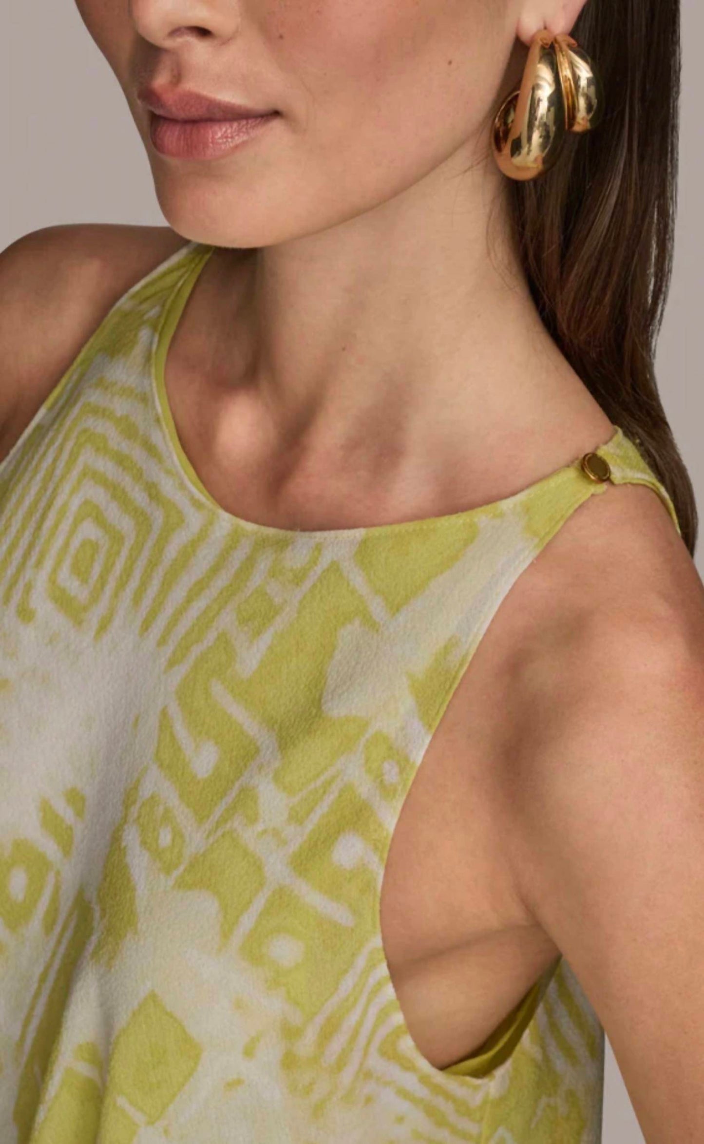 Asymmetrical Hem Sleeveless Tunic