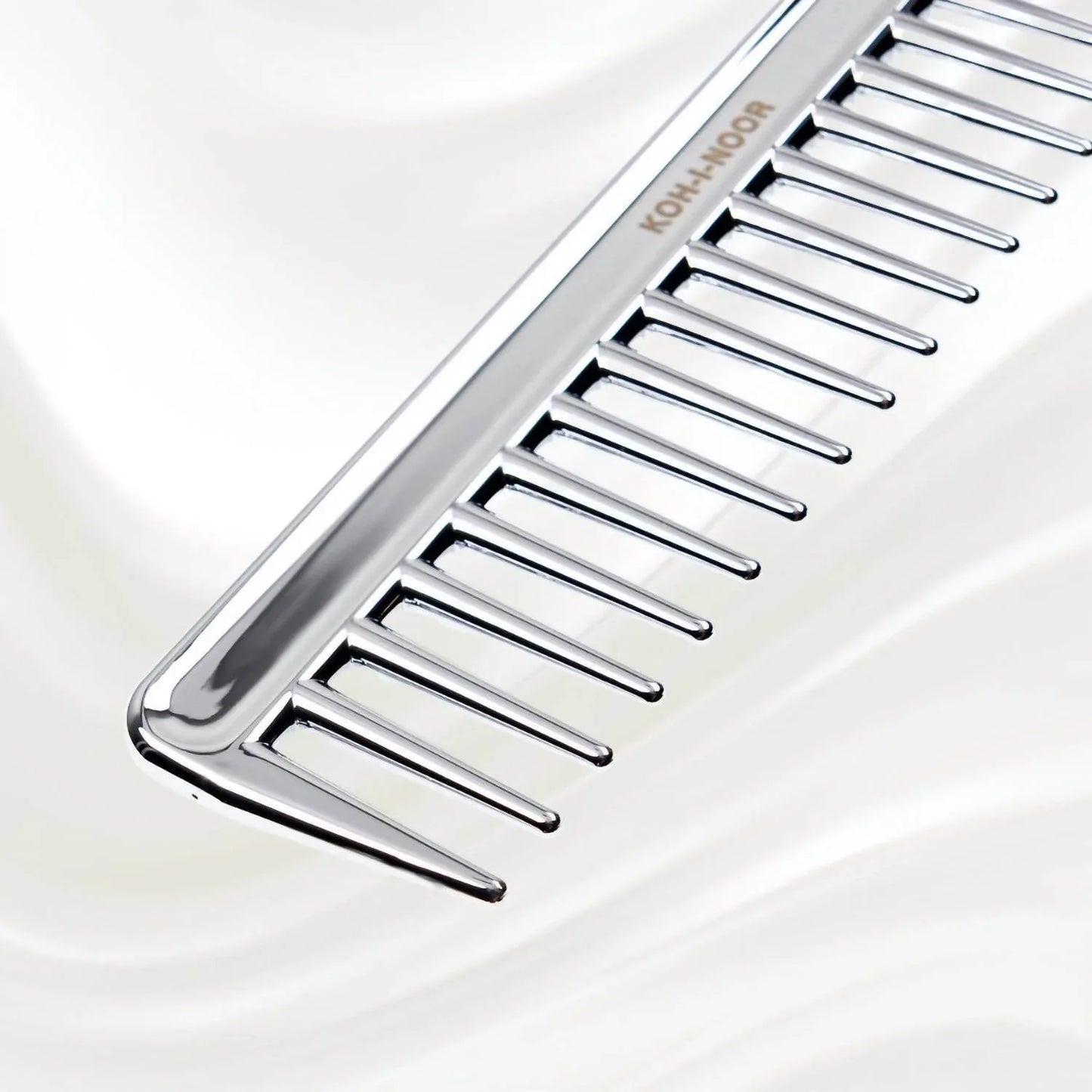 Koh-I-Noor Beauty USA - Women's Wide Tooth Comb - Rack Hunt