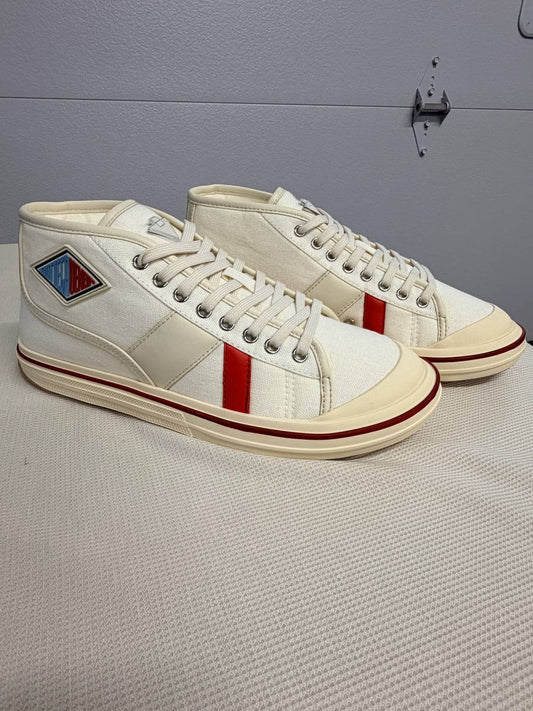 Women's Retro Mid-top Platform Lace Up Sneakers