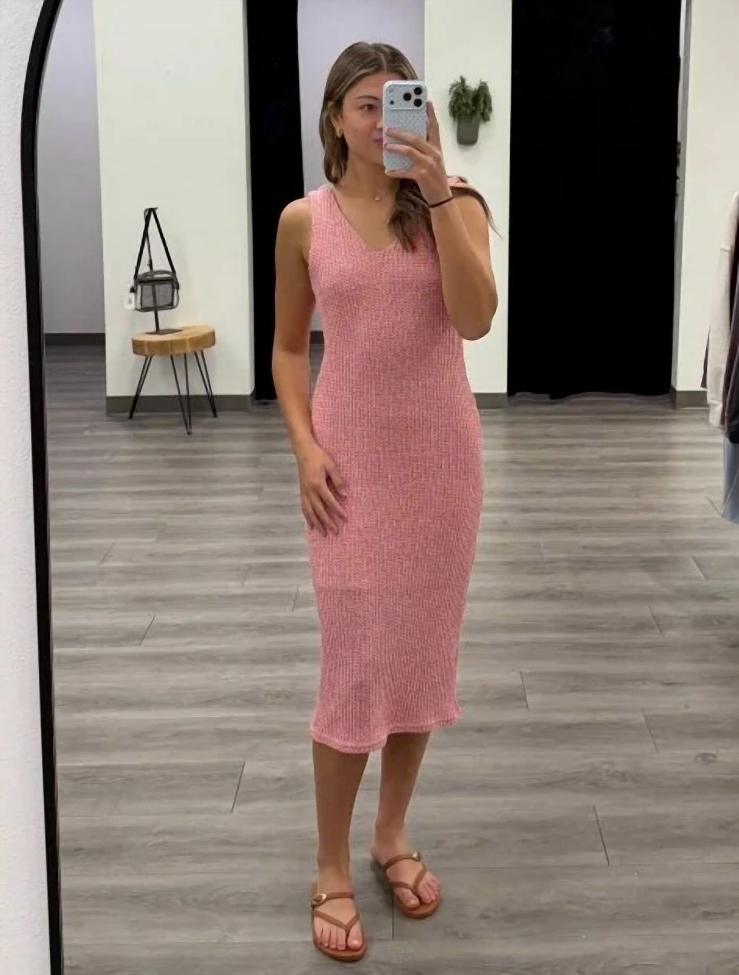 Sleeveless V-neck Textured Midi Dress