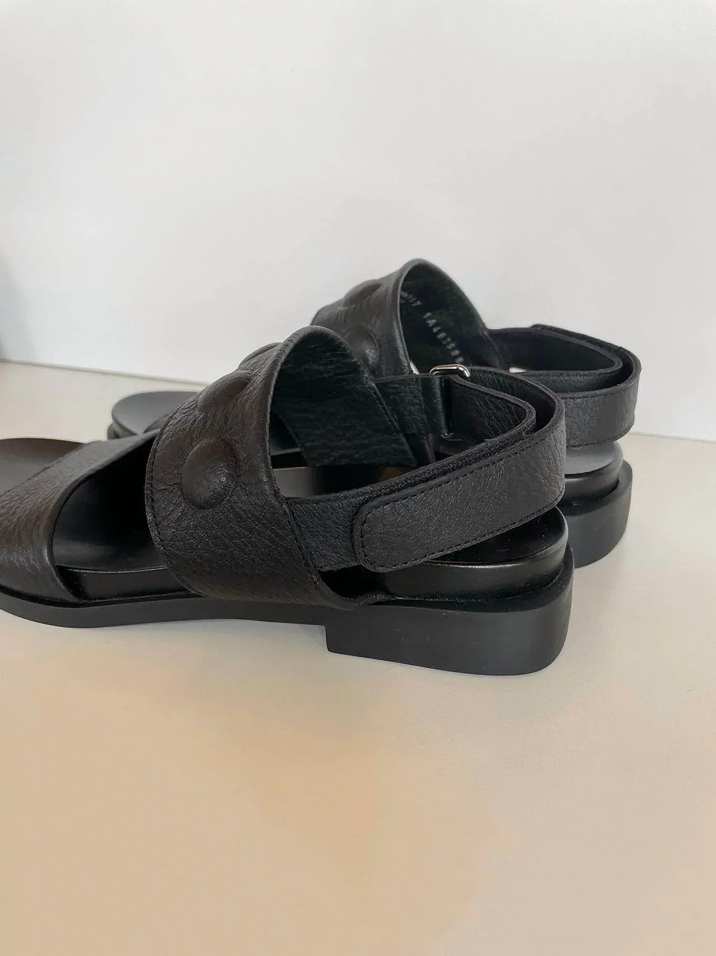 Arche - Women's Makbow Sandal - Rack Hunt