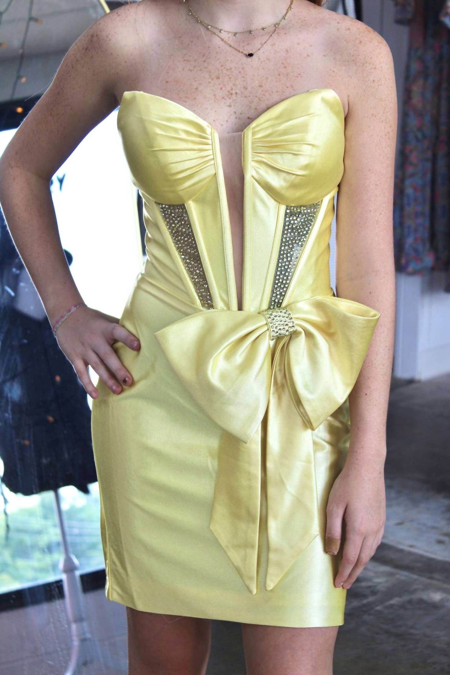 Juliet - Strapless Satin Mini Dress With Bow - Rack Hunt -