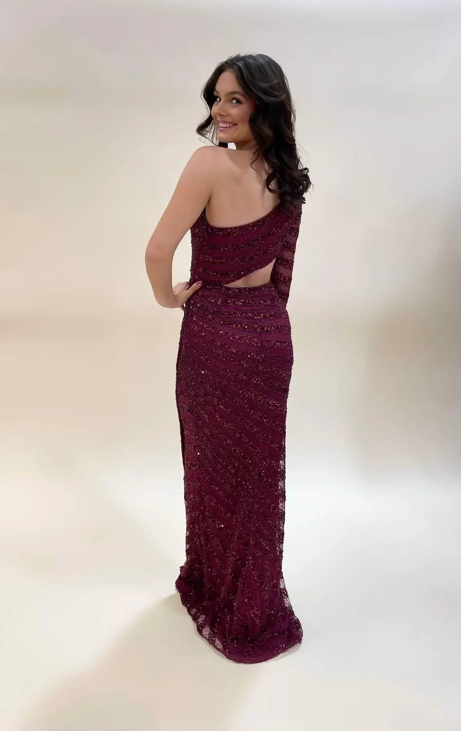 Aleta - Elegant Cut-out Side Prom Dress - Rack Hunt
