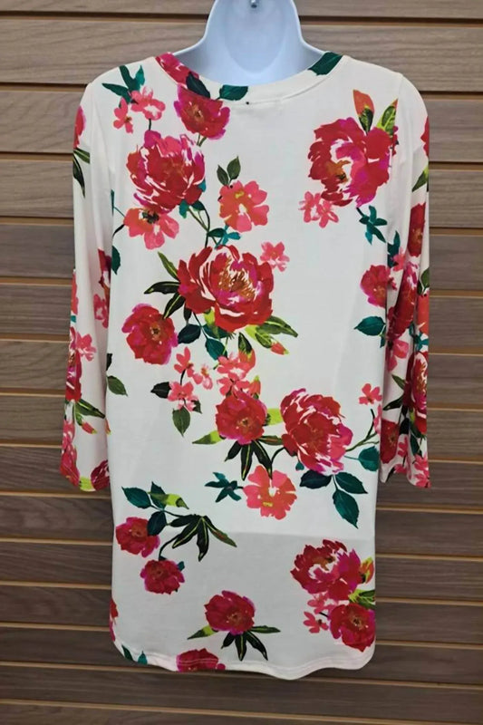 Moa Moa - Women's Floral 3/4 Sleeve Top - Rack Hunt