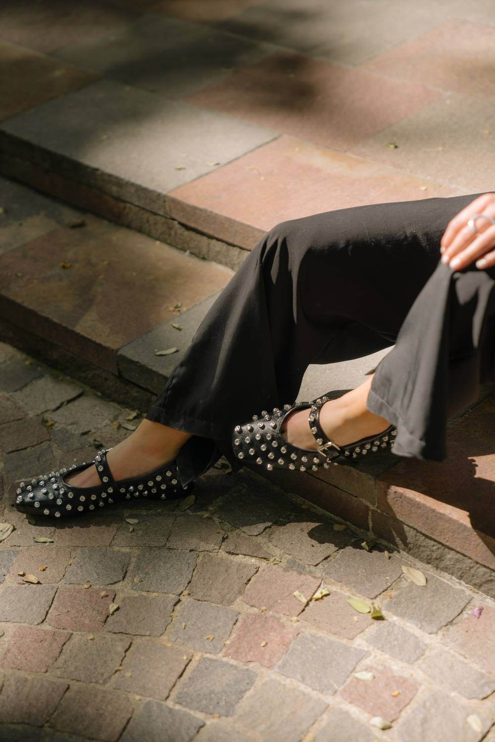 Vicson - Women's Maia Crystal Flats - Rack Hunt -