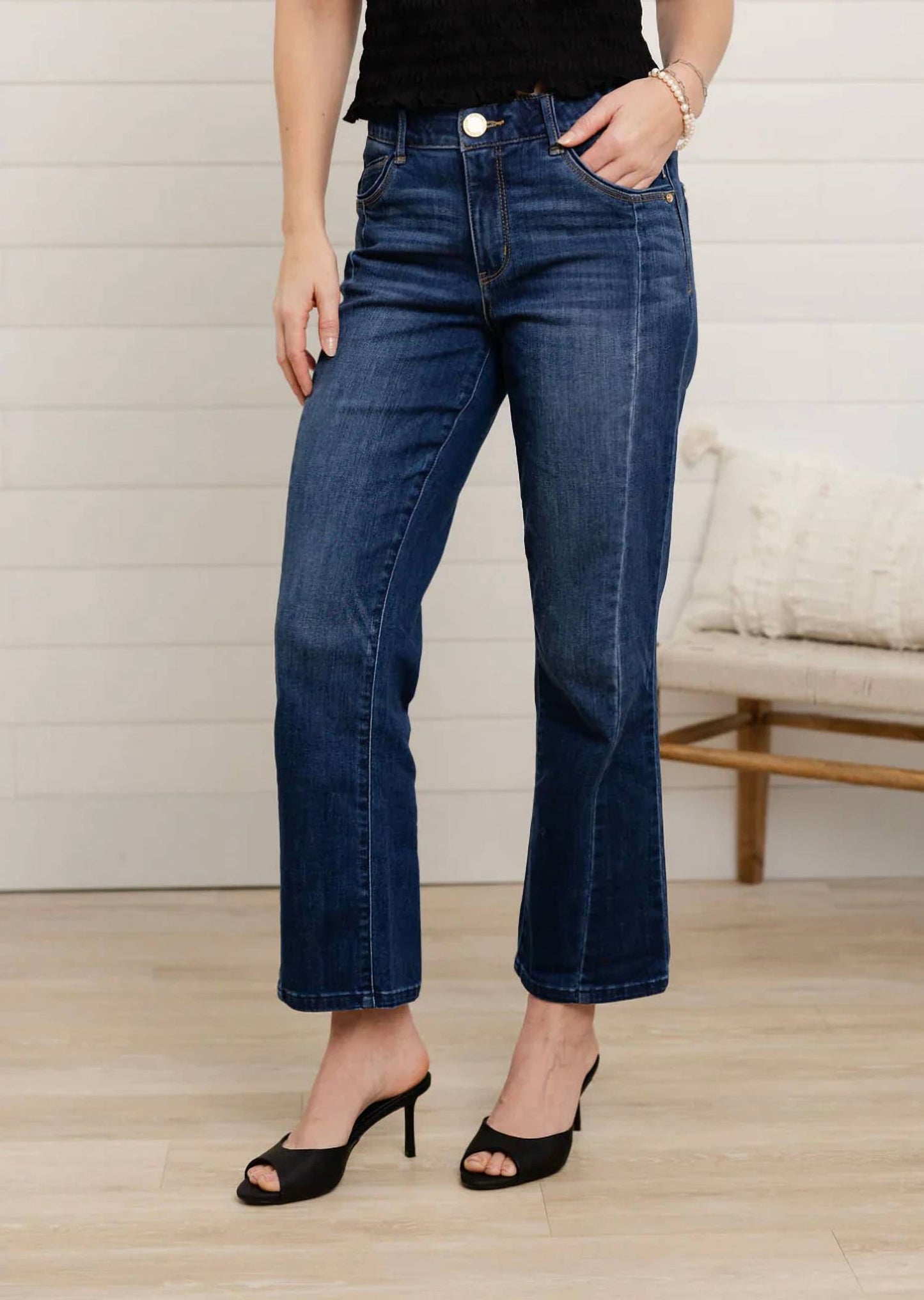 Barely Bootcut Jeans With Front Seam