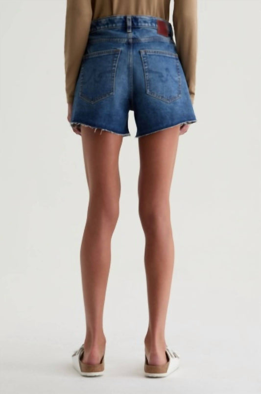 Halle Short