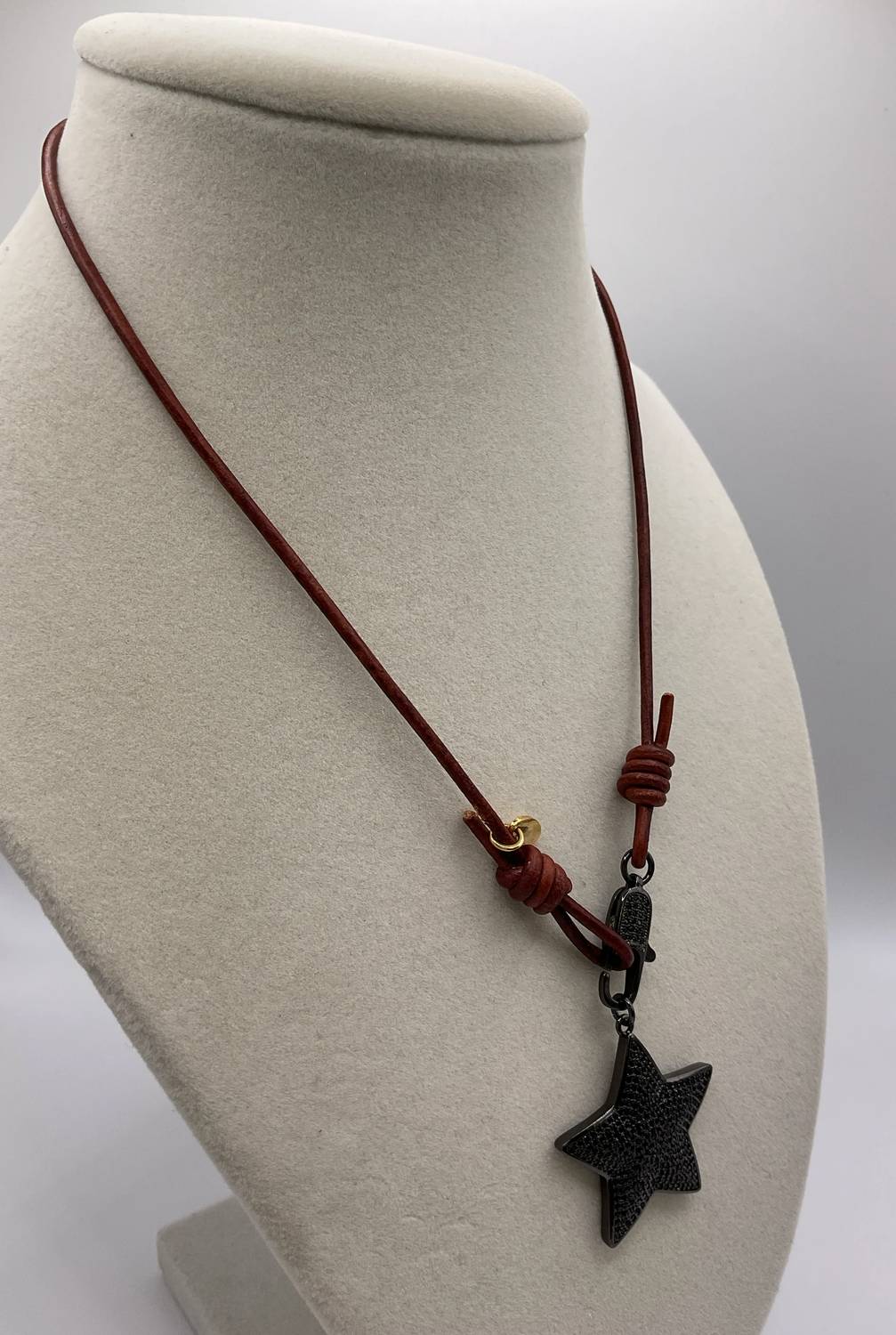 Women's Twig Necklace With Star