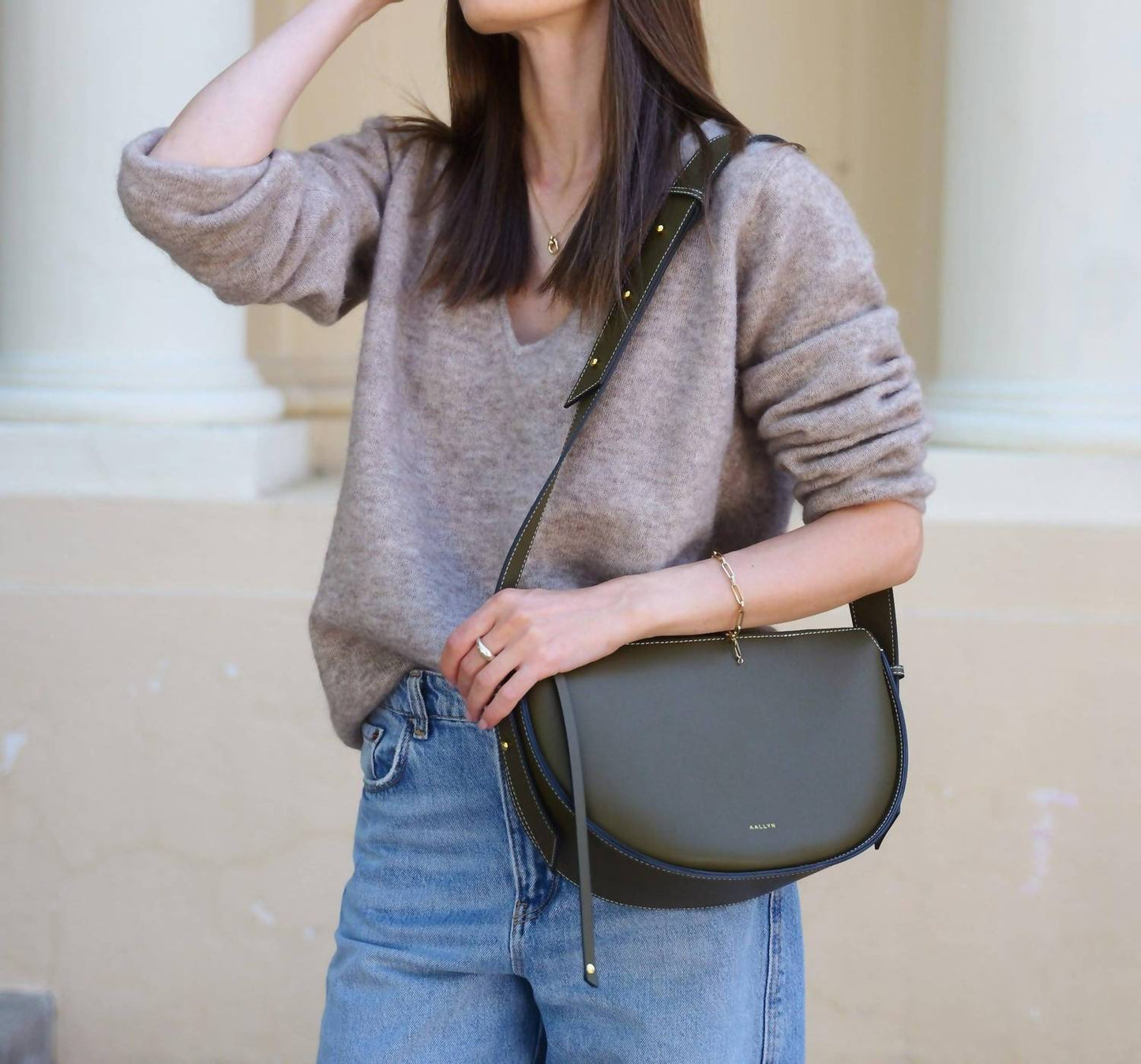 Women's Elara Convertible Leather Bag