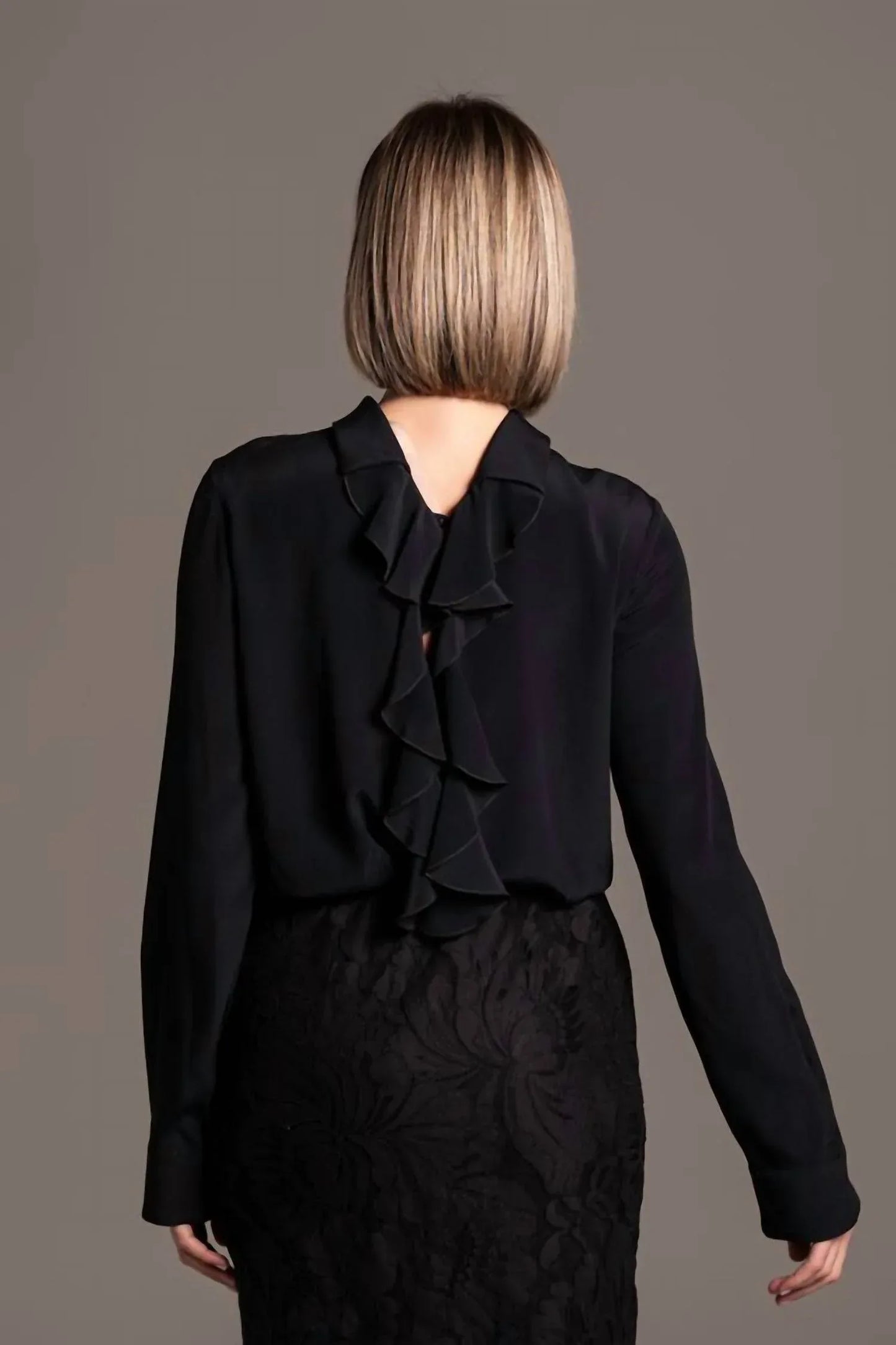 N°21 - Ruffle Back Blouse - Rack Hunt