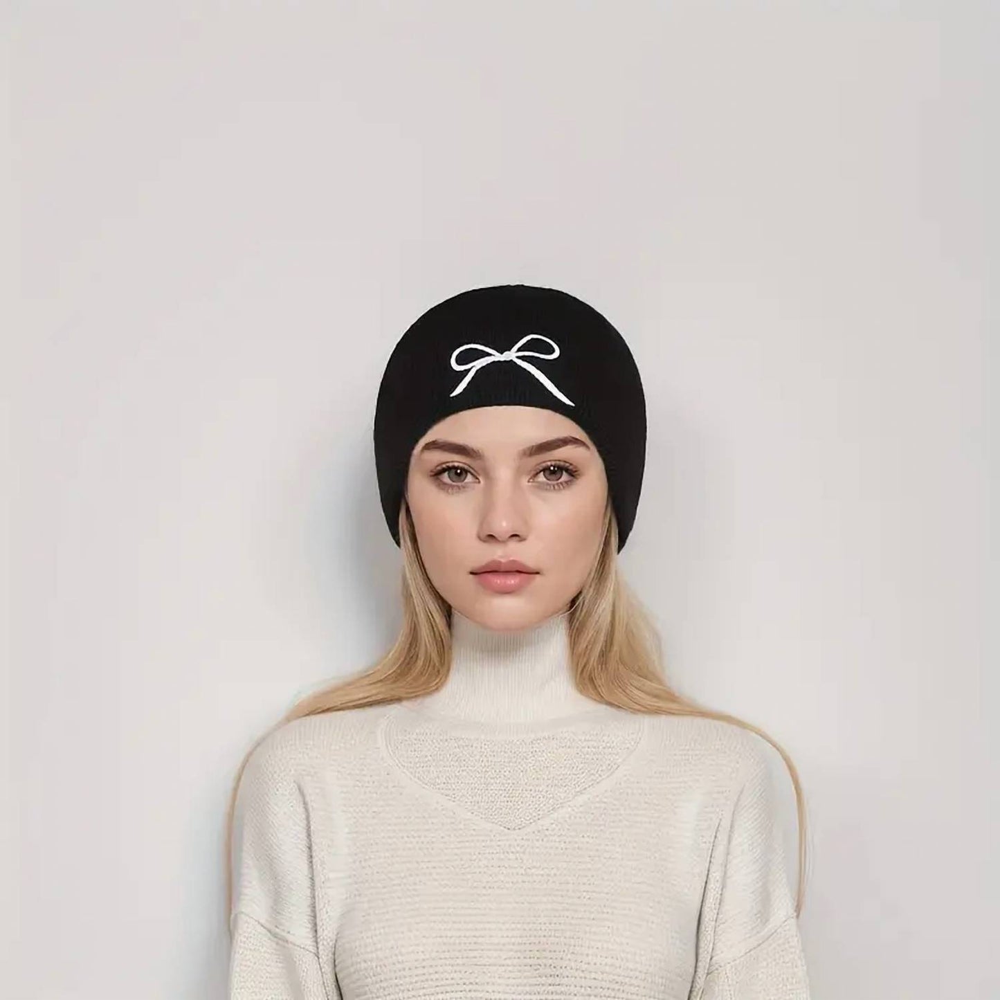 Women's Snow Happy Bow Beanie