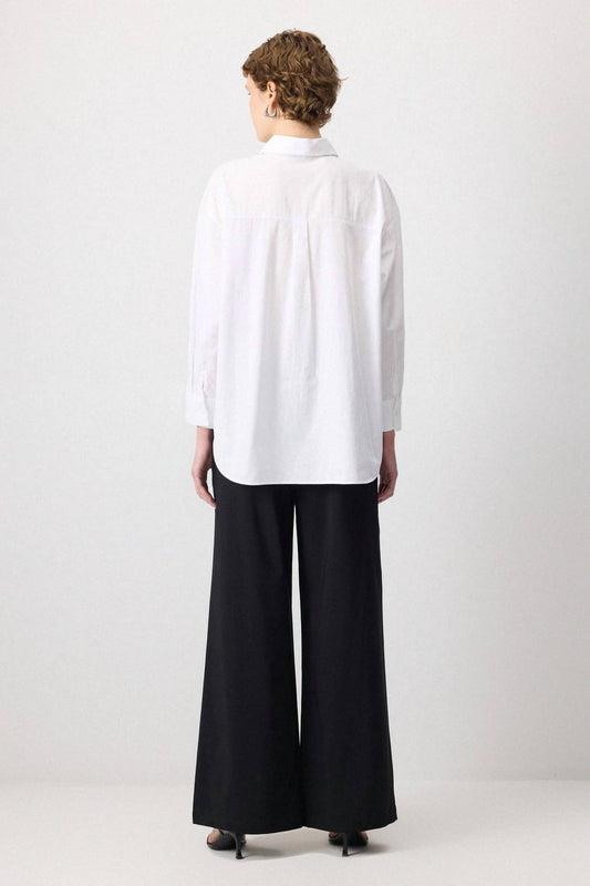 Touche Prive Women's Cotton Oversize Shirt in White - view 2