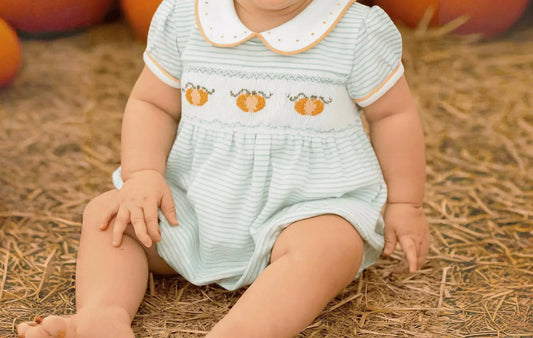 Magnolia Baby - Girl's Lil' Pumpkin Classics Smocked Short Sleeve Bubble - Rack Hunt